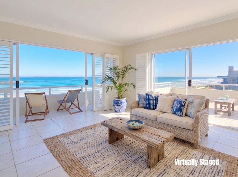 5 Bedroom Property for Sale in Bloubergstrand Western Cape